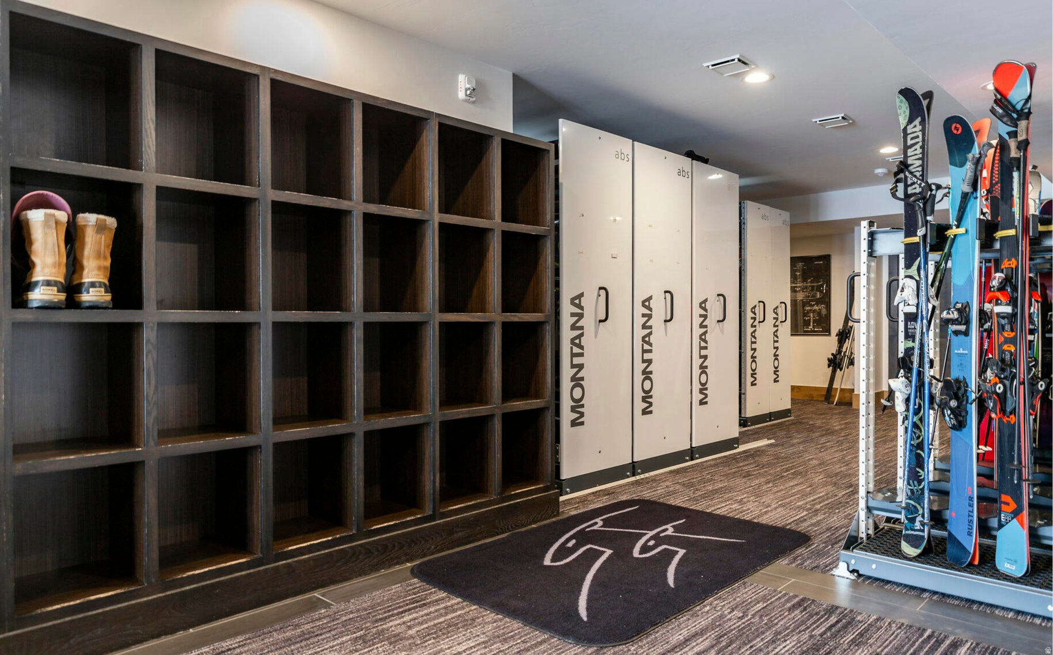 THE HOMESTEADS - Land