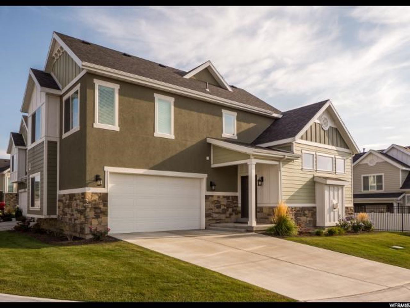 THE VILLAGES @ SANDY - Residential