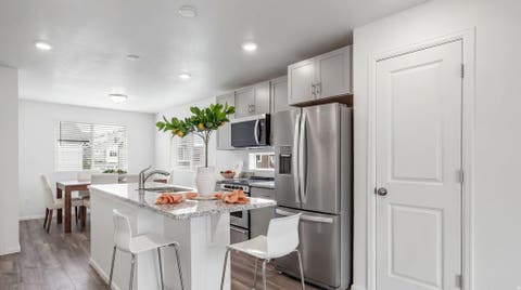 Tiny photo for 531 N BEAVER LN, Saratoga Springs, UT 84045 (MLS # 2180331)