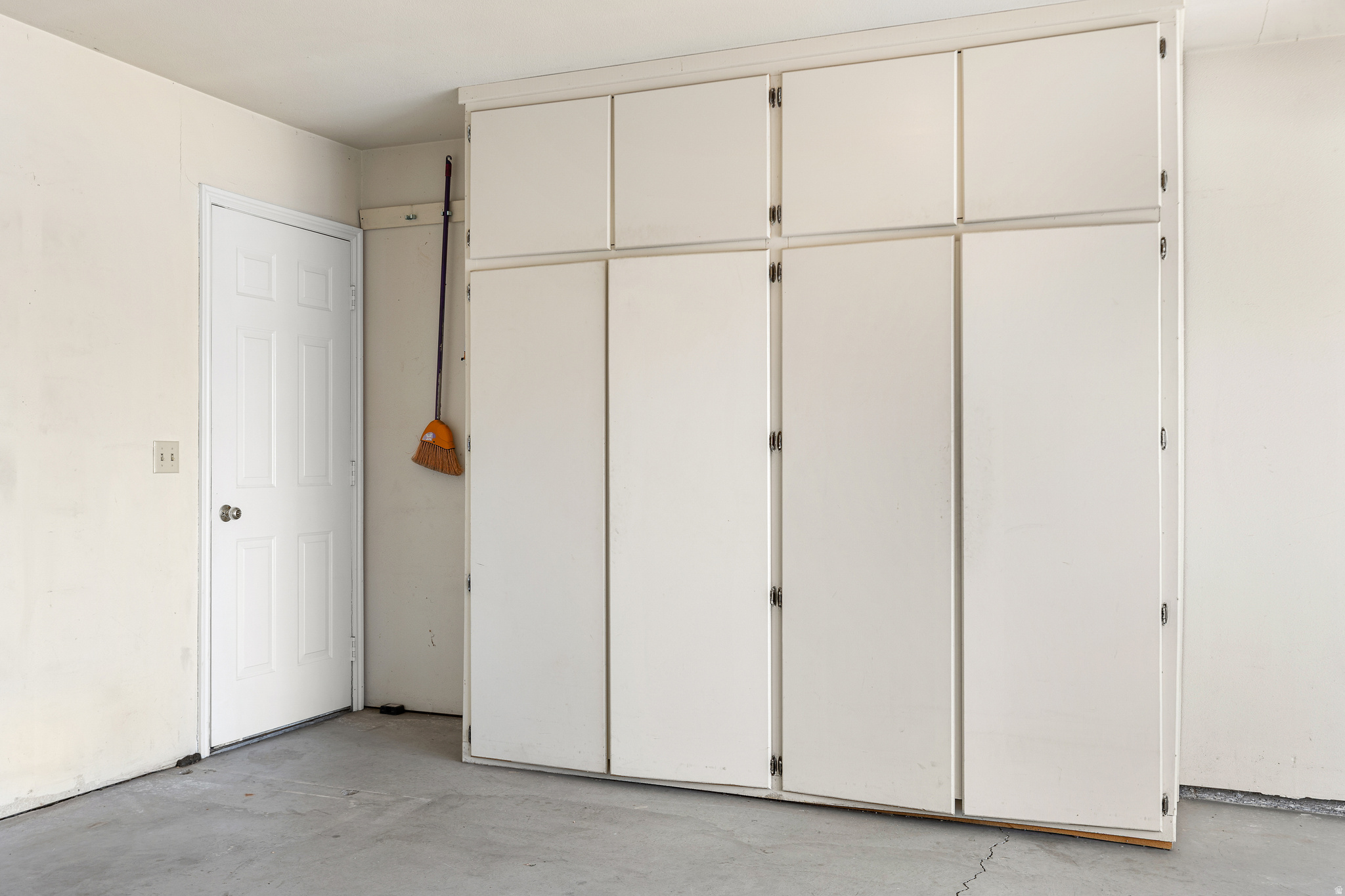 PALM MEADOWS TH - Residential