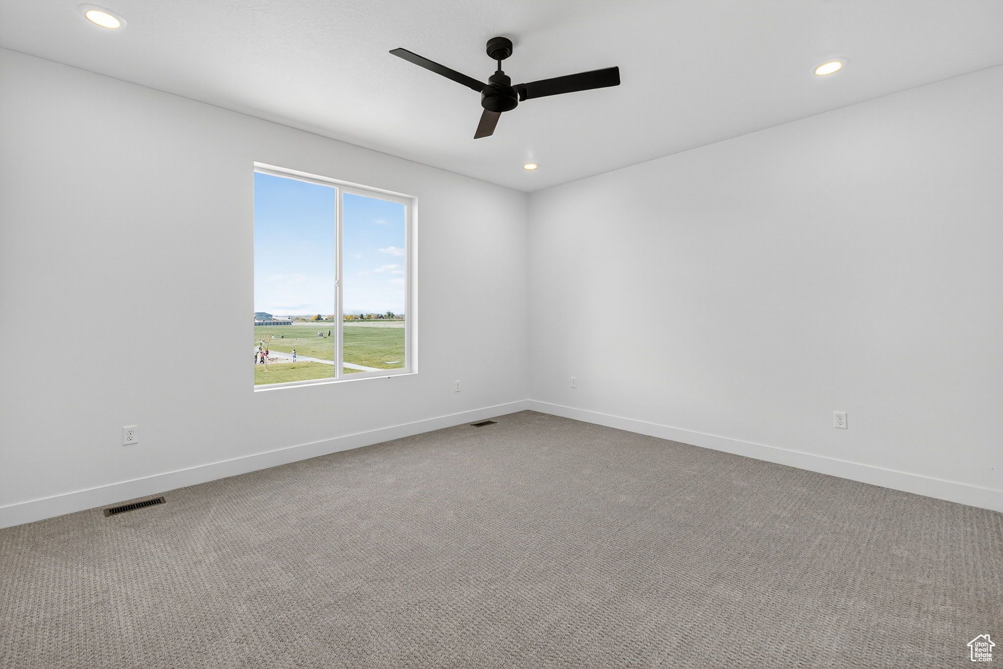 WEST RIDGE ESTATES - Residential