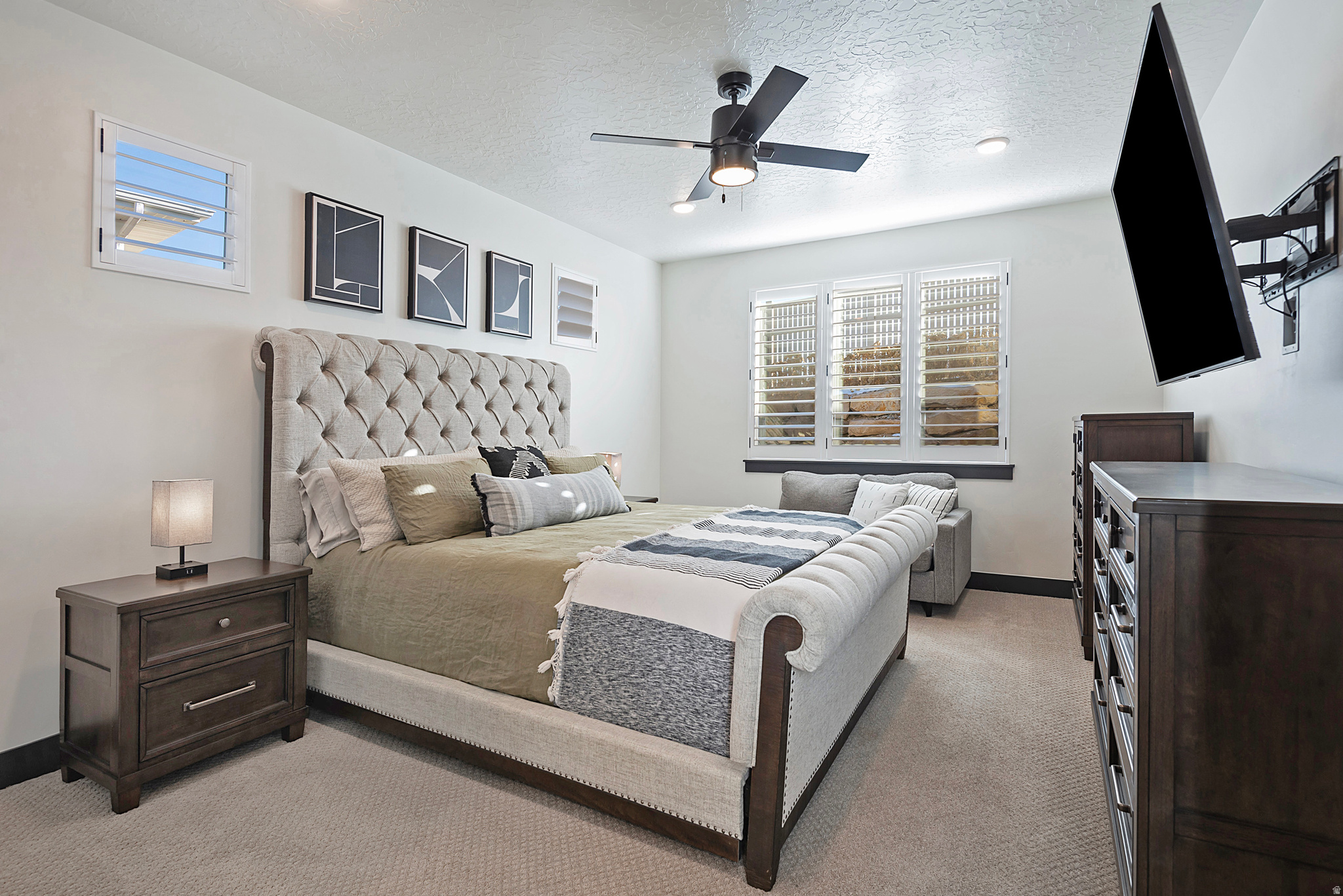 FOX HOLLOW - Residential