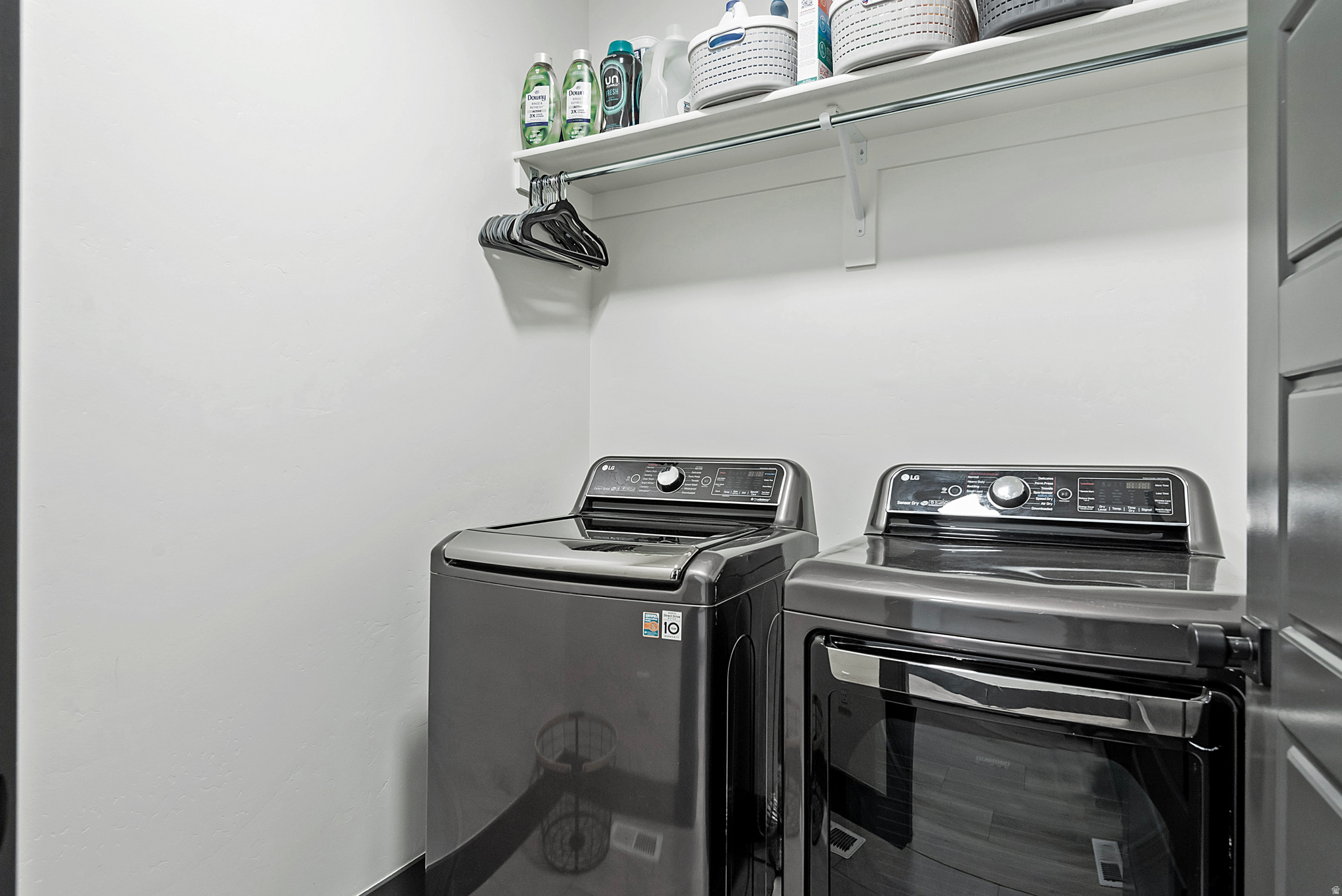 FOX HOLLOW - Residential