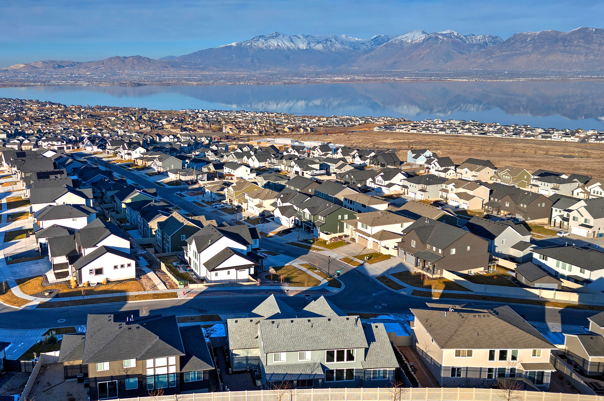 FOX HOLLOW - Residential