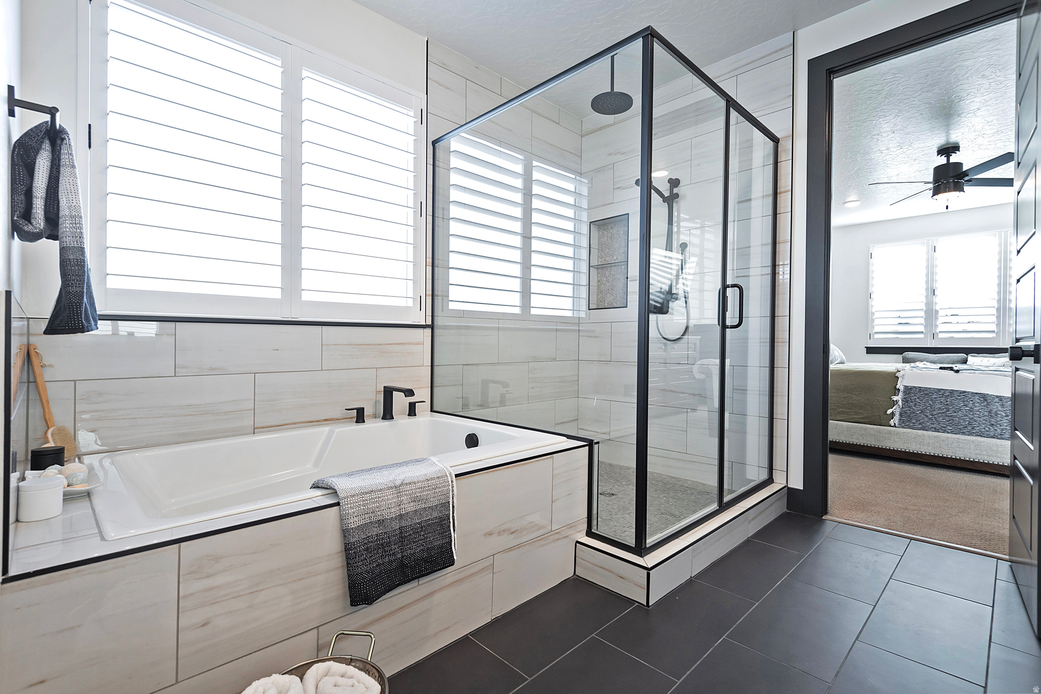 FOX HOLLOW - Residential