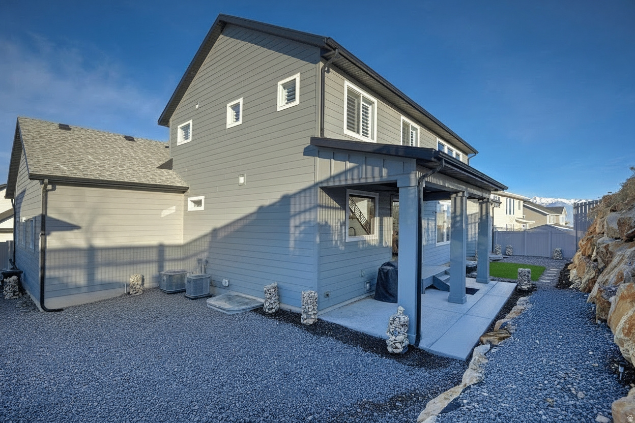 FOX HOLLOW - Residential