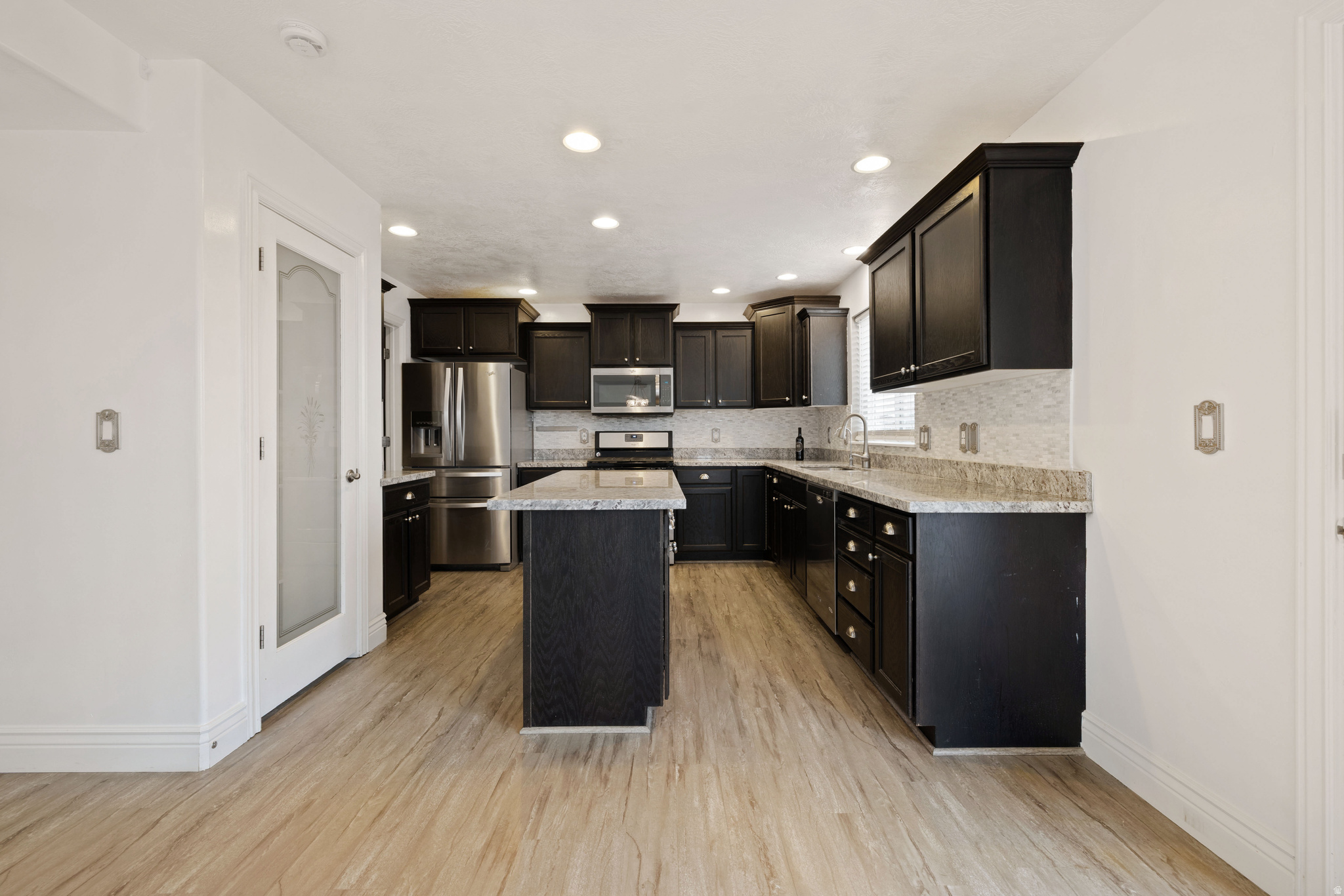 HINCKLEY PARK - Residential