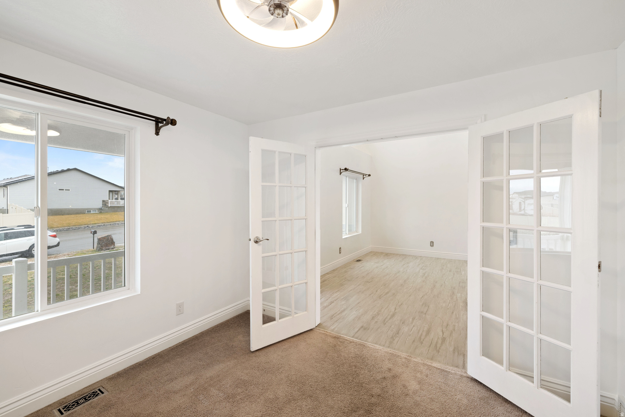 HINCKLEY PARK - Residential