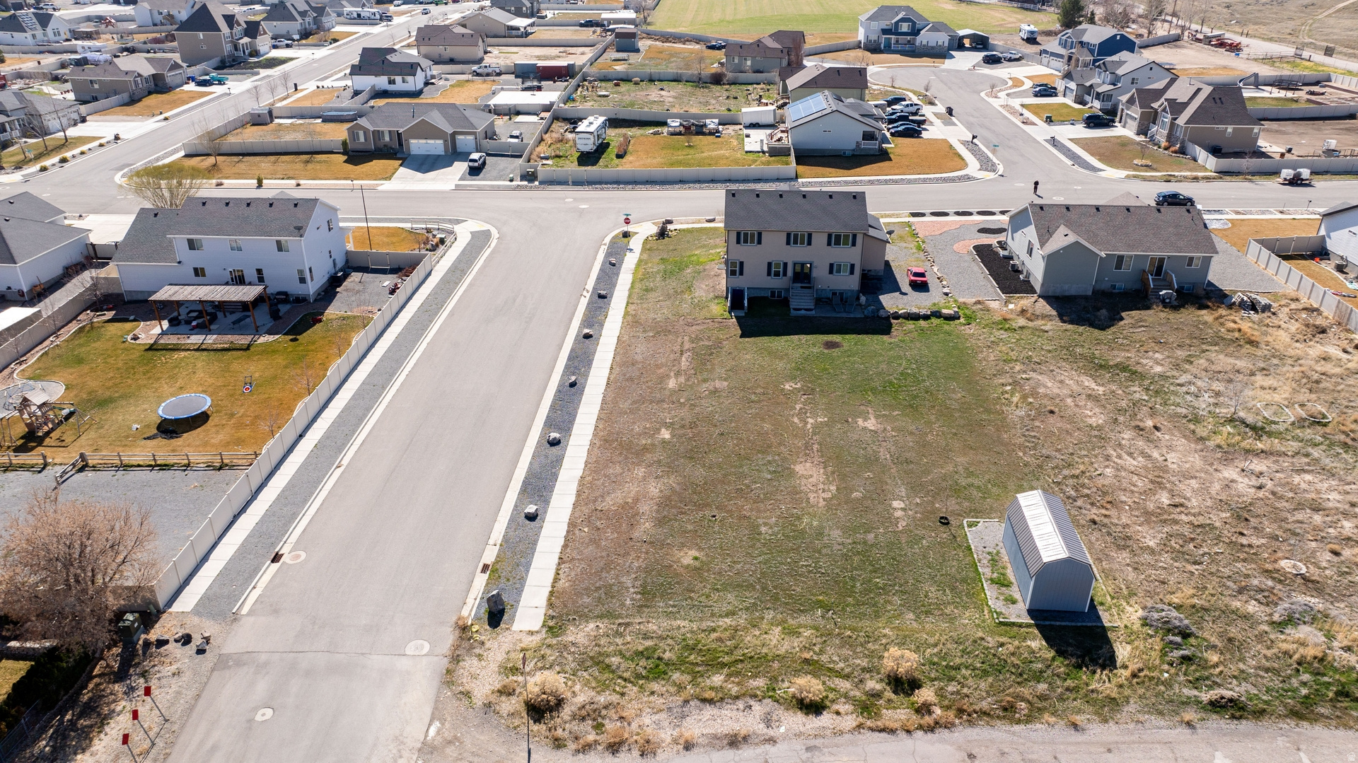 HINCKLEY PARK - Residential