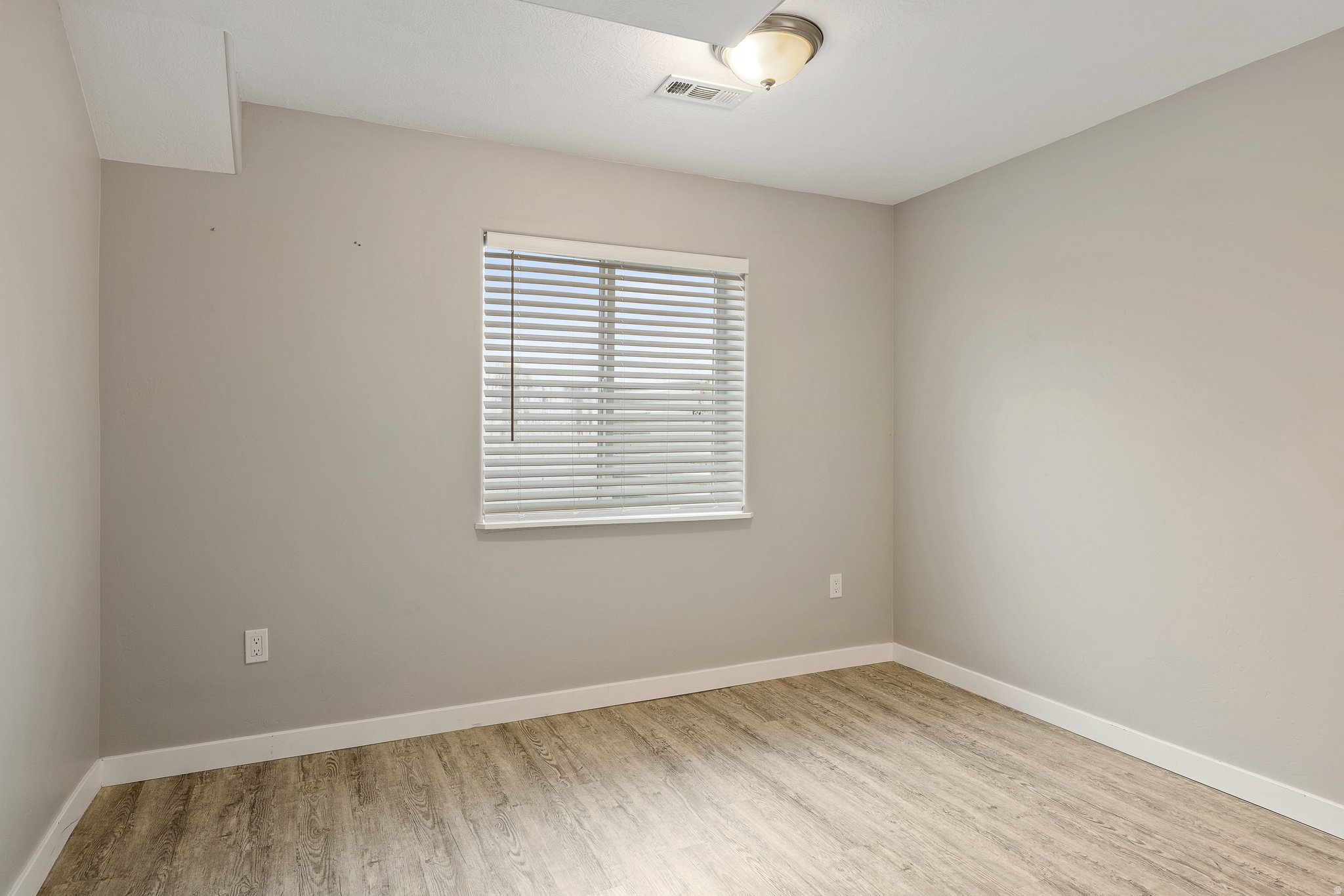 HINCKLEY PARK - Residential