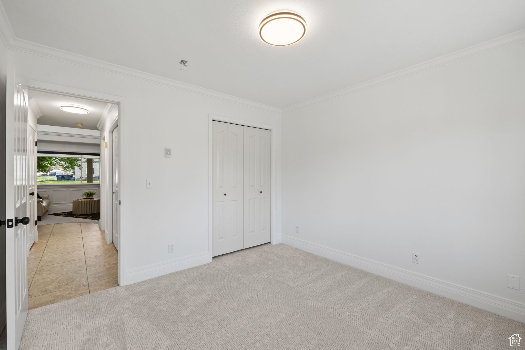 COUNTRY CLASSIC ESTATES - Residential