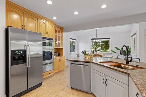 Tiny photo for 2859 W COUNTRY CLASSIC DR, Bluffdale, UT 84065 (MLS # 2084799)