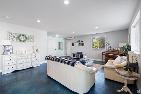 Tiny photo for 2859 W COUNTRY CLASSIC DR, Bluffdale, UT 84065 (MLS # 2084799)