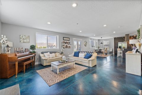 Tiny photo for 2859 W COUNTRY CLASSIC DR, Bluffdale, UT 84065 (MLS # 2084799)