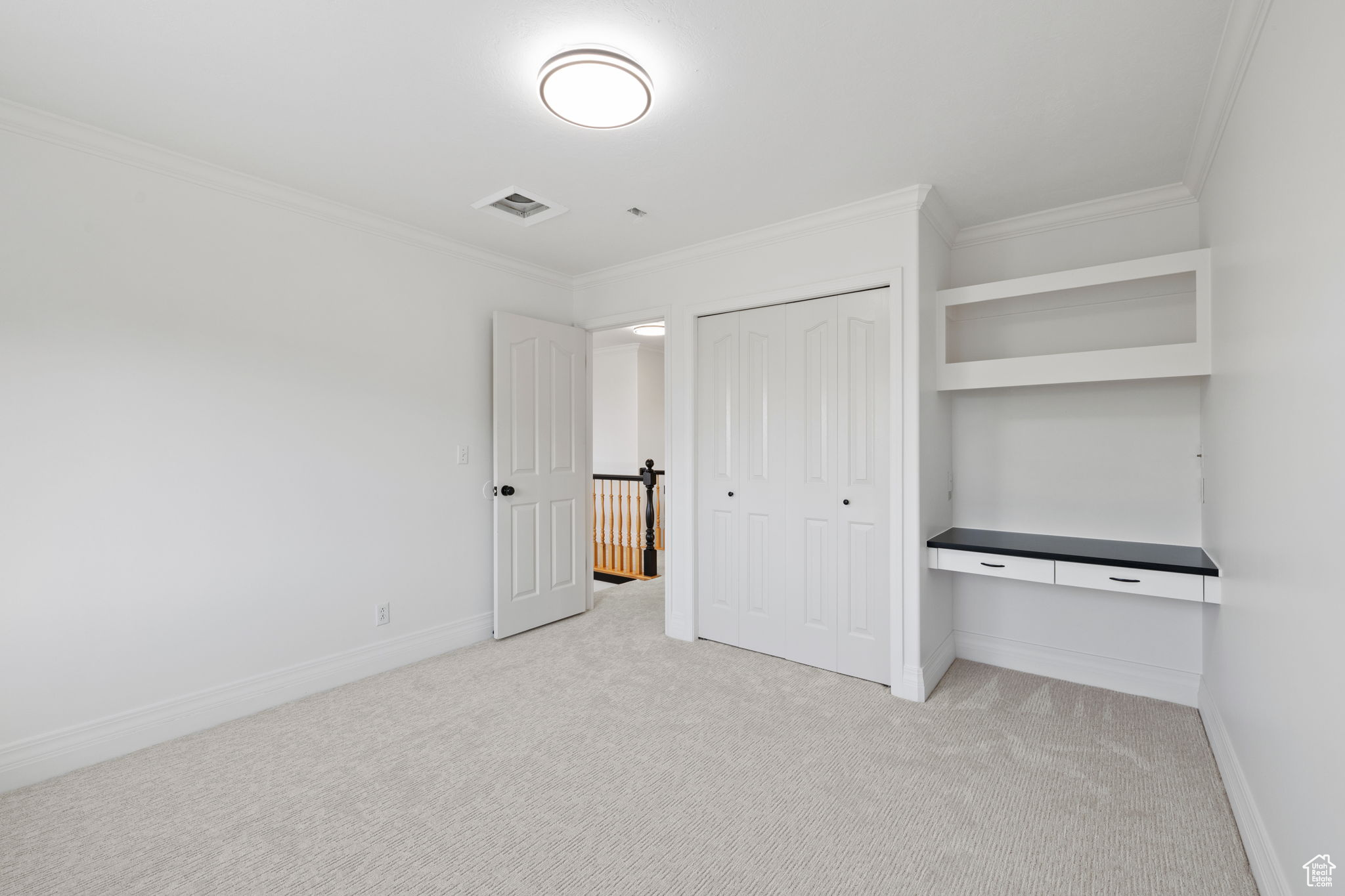 COUNTRY CLASSIC ESTATES - Residential