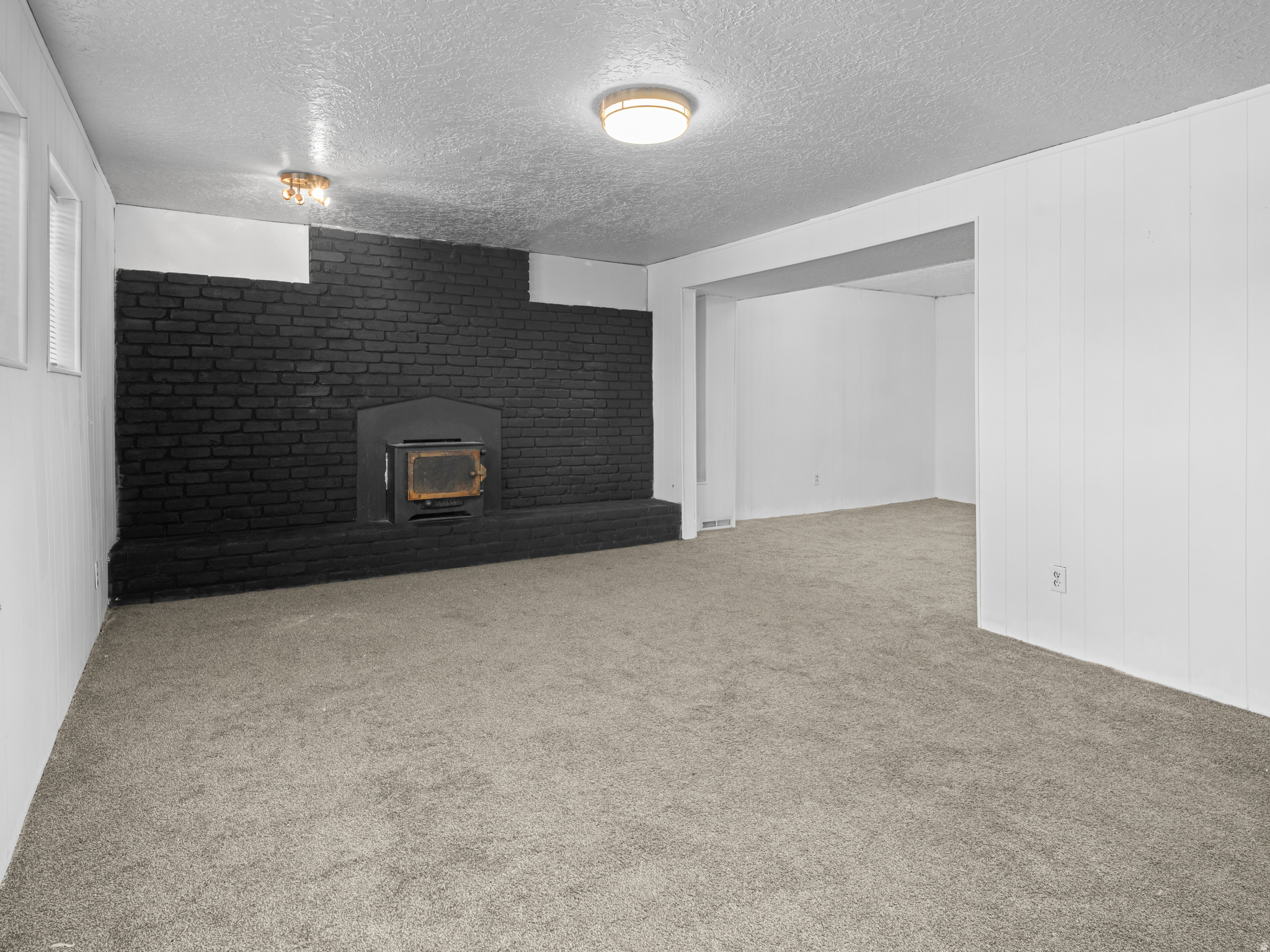 MOUNTAIN CREST SUBDI - Residential