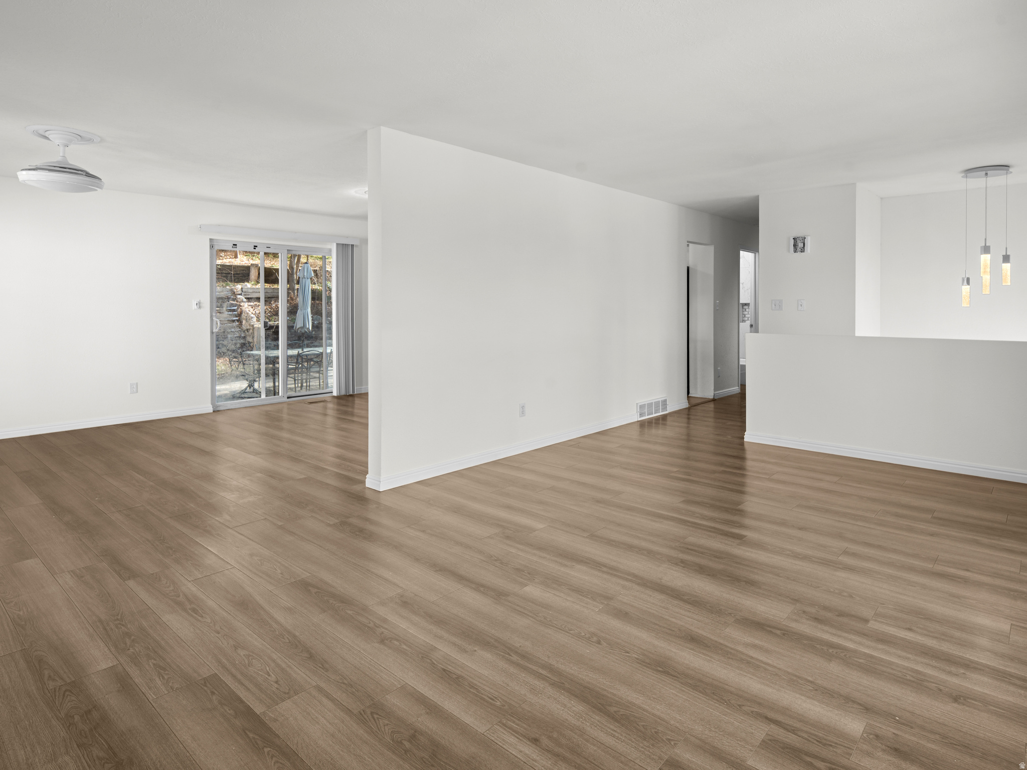 MOUNTAIN CREST SUBDI - Residential