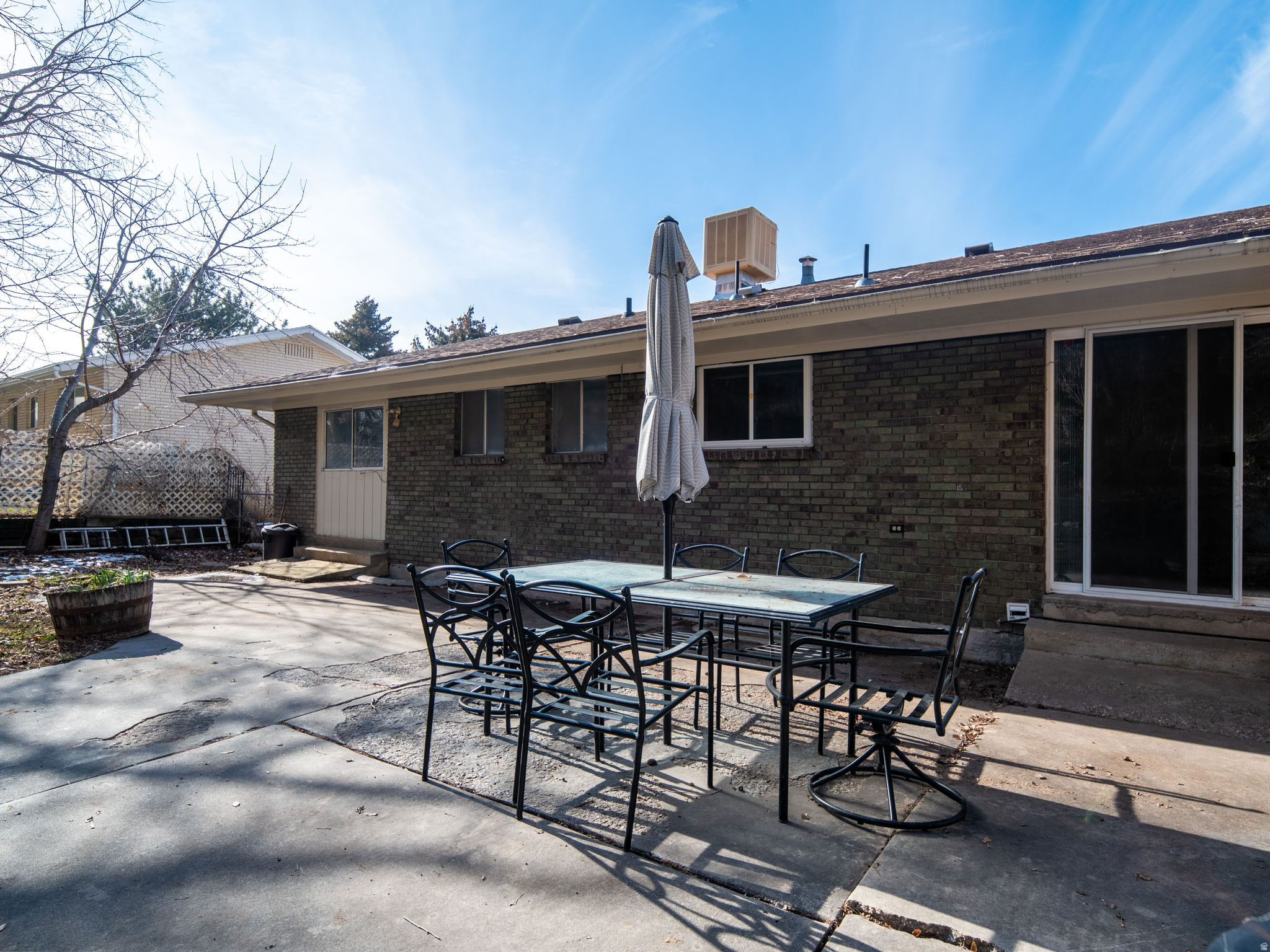 MOUNTAIN CREST SUBDI - Residential