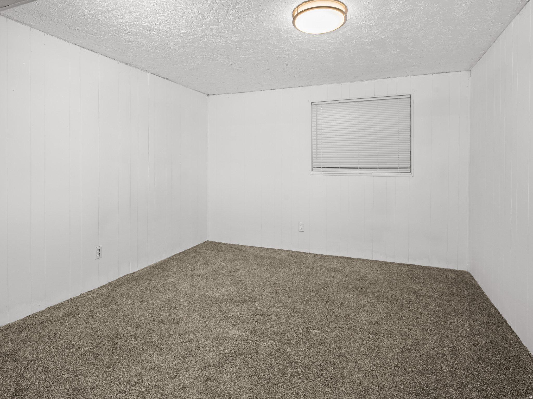 MOUNTAIN CREST SUBDI - Residential