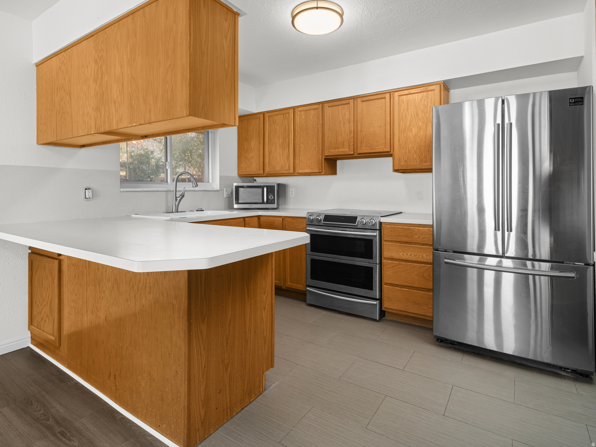 MOUNTAIN CREST SUBDI - Residential