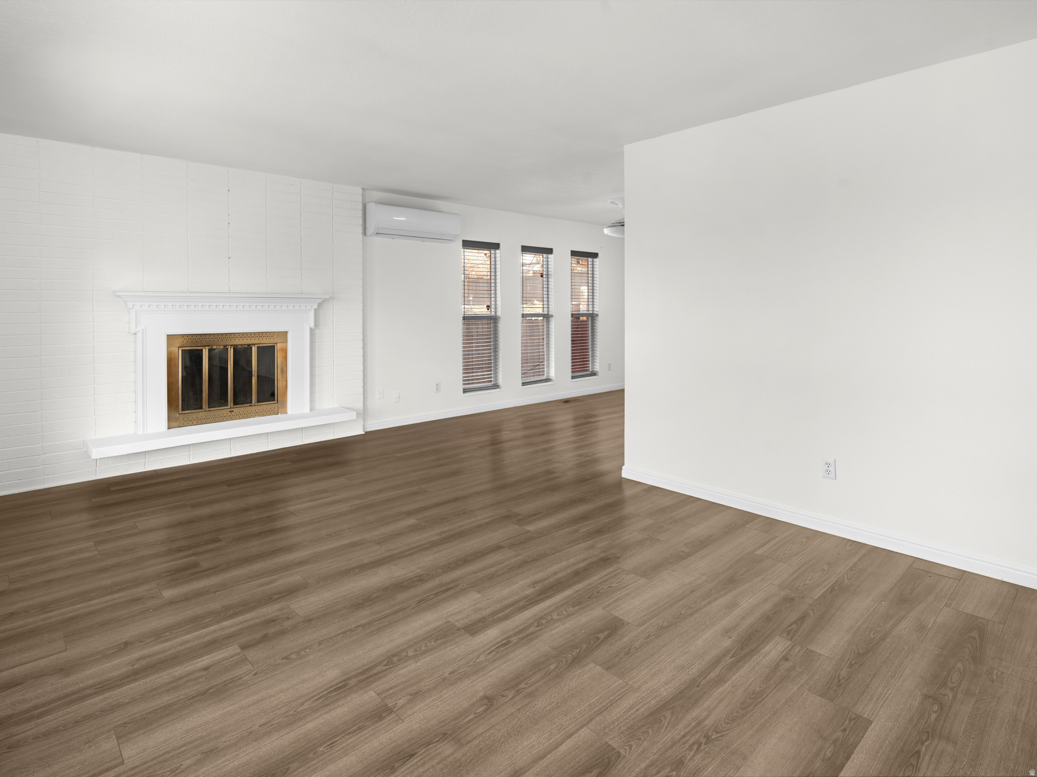 MOUNTAIN CREST SUBDI - Residential