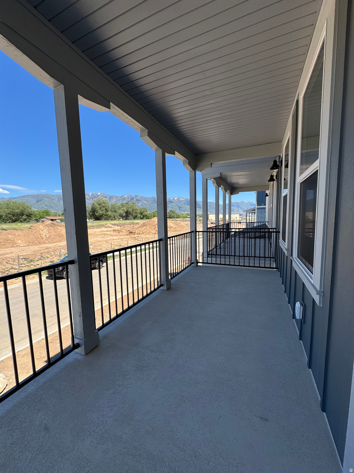 TRAILSIDE - Residential