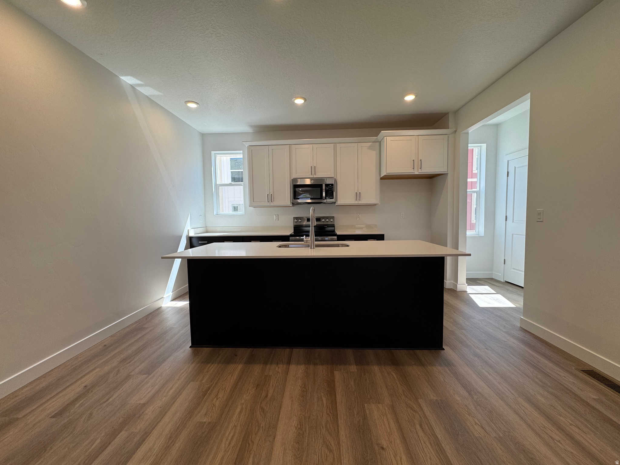 TRAILSIDE - Residential