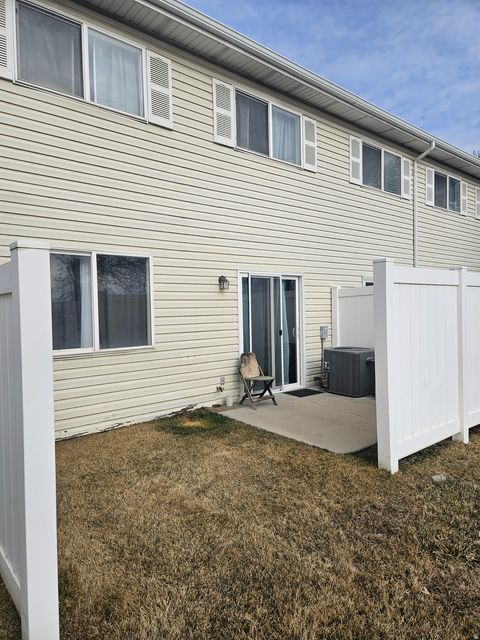 Tiny photo for 1427 W MAYAPPLE WAY S, West Valley City, UT 84119 (MLS # 2134088)