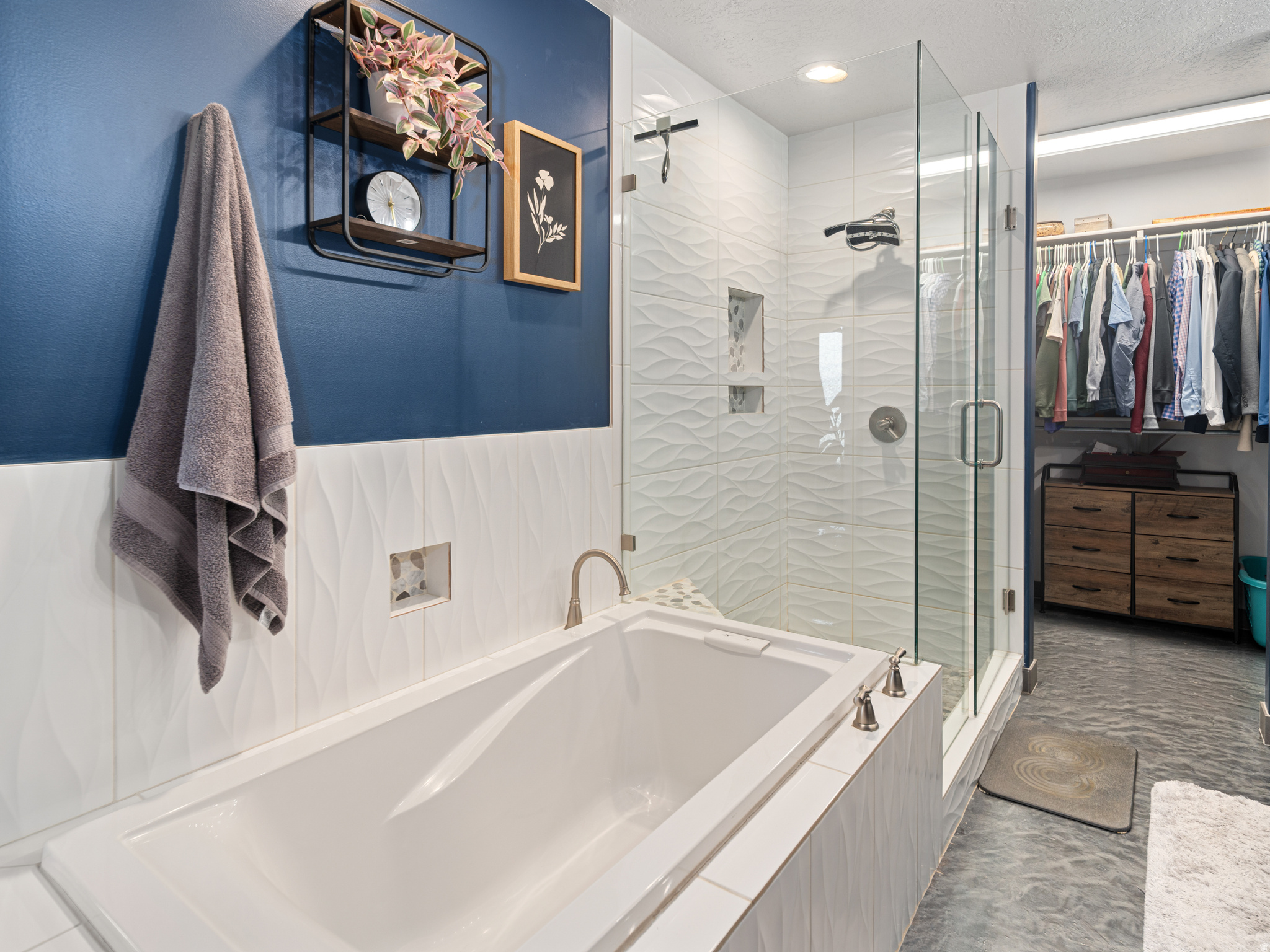 CLOVER DELL PARK NO - Residential