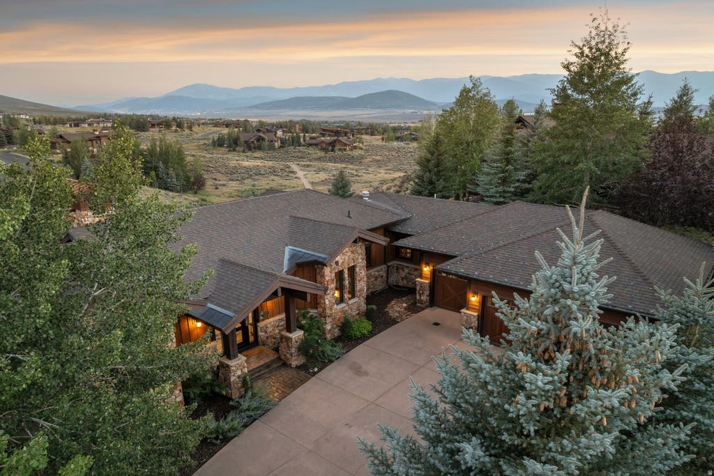 Photo of 2540 E WESTVIEW TRL, Park City, UT 84098 (MLS # 2177459)