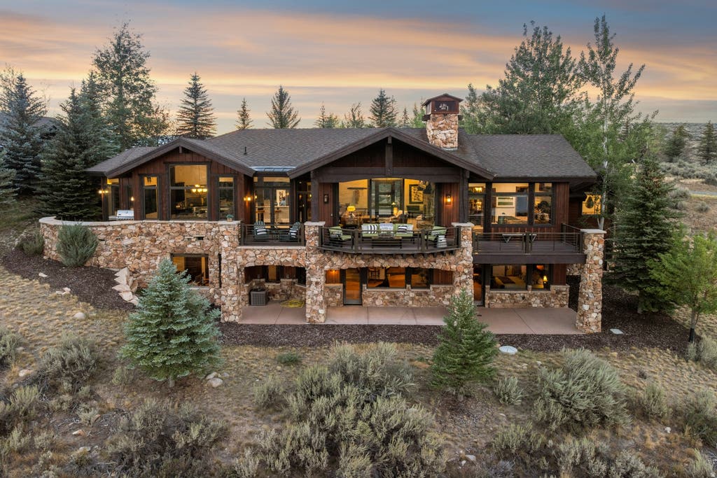 Photo of 2540 E WESTVIEW TRL, Park City, UT 84098 (MLS # 2177459)
