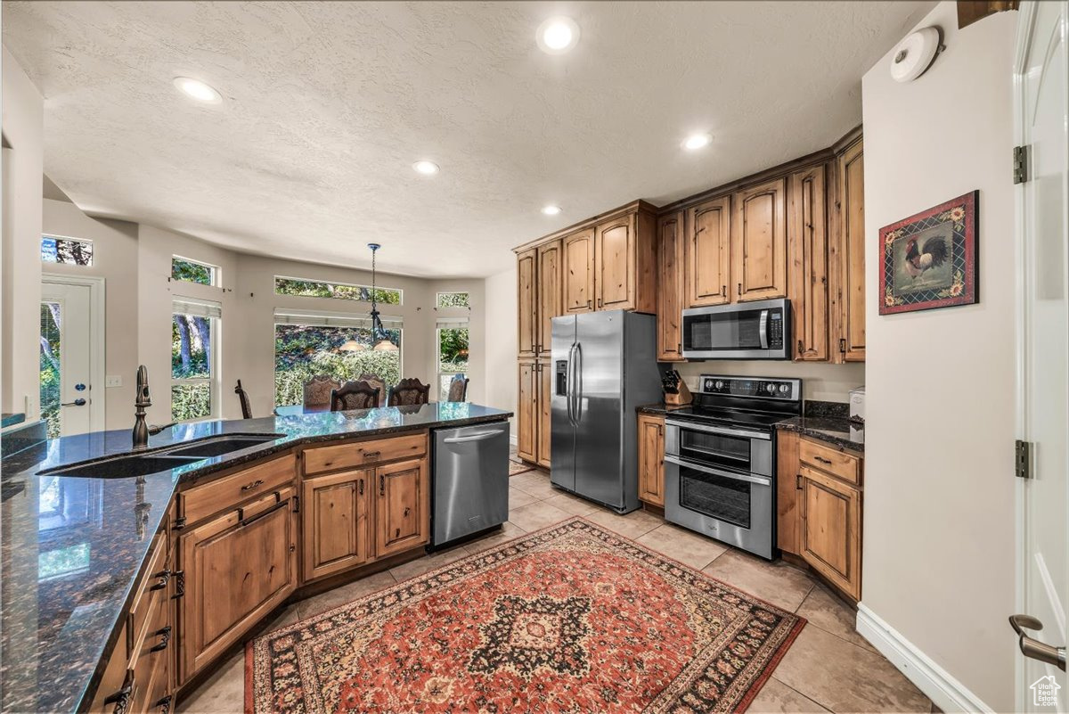 MYSTIC COVE - Residential