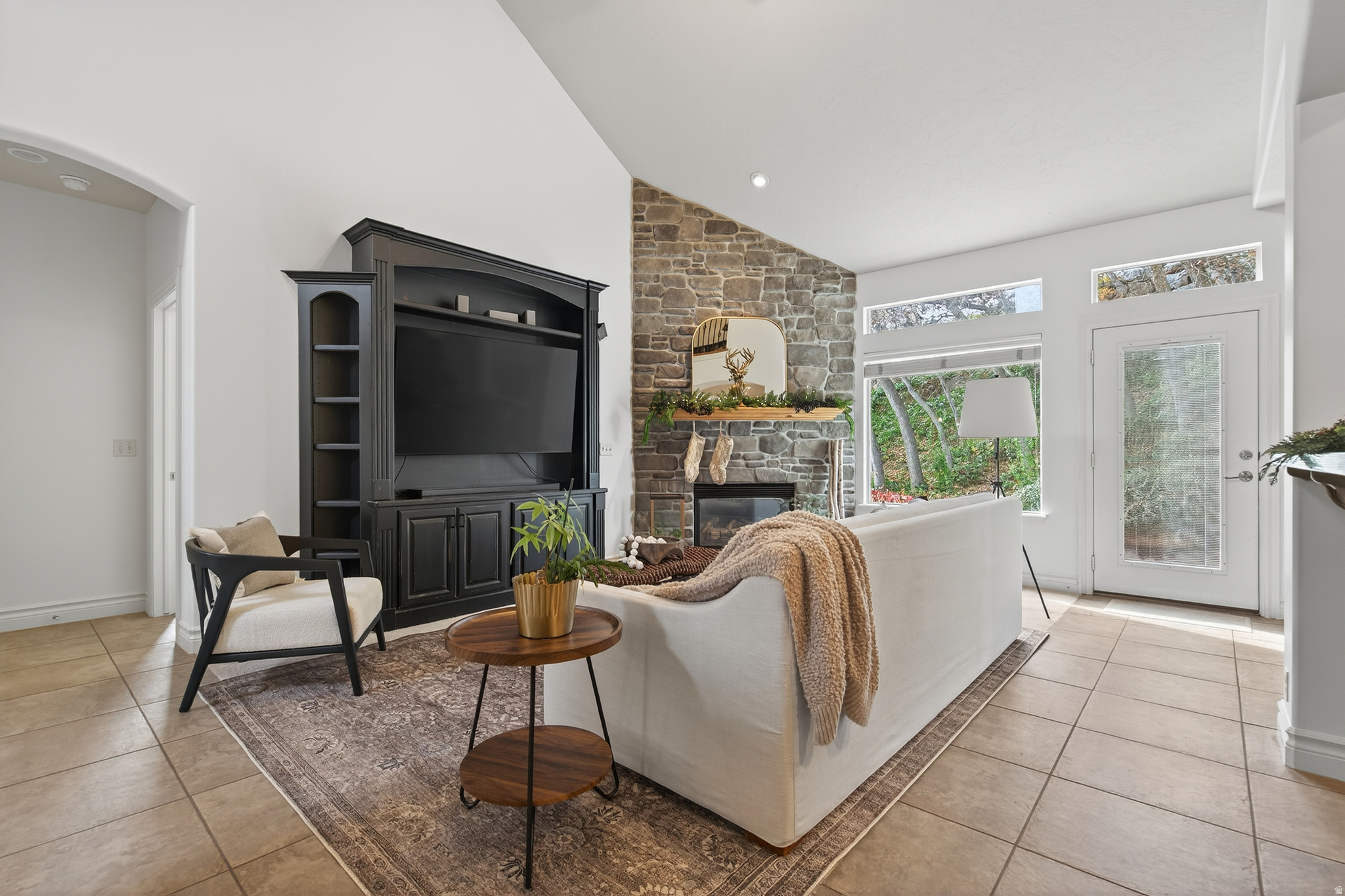 MYSTIC COVE - Residential