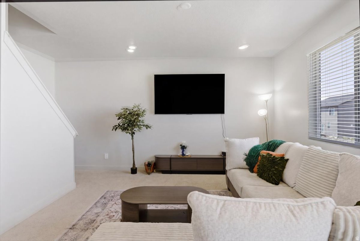 VISTA MEADOWS - Residential