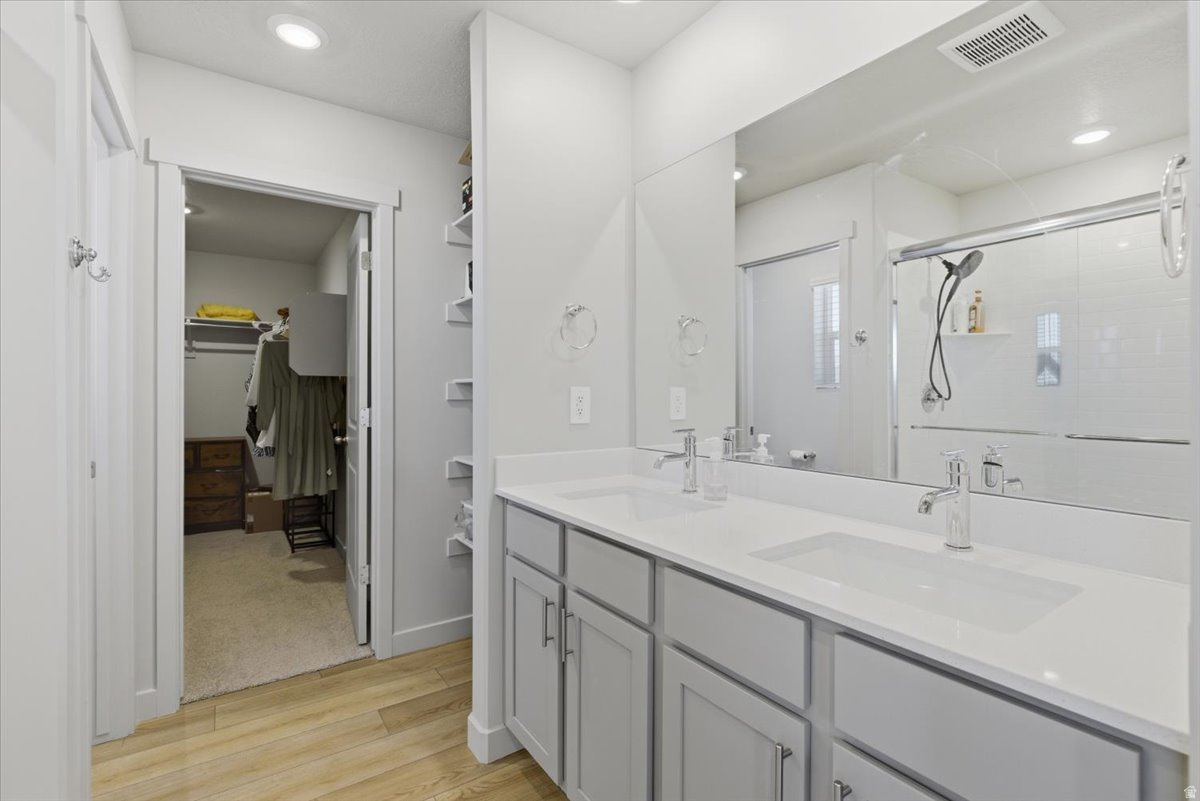VISTA MEADOWS - Residential