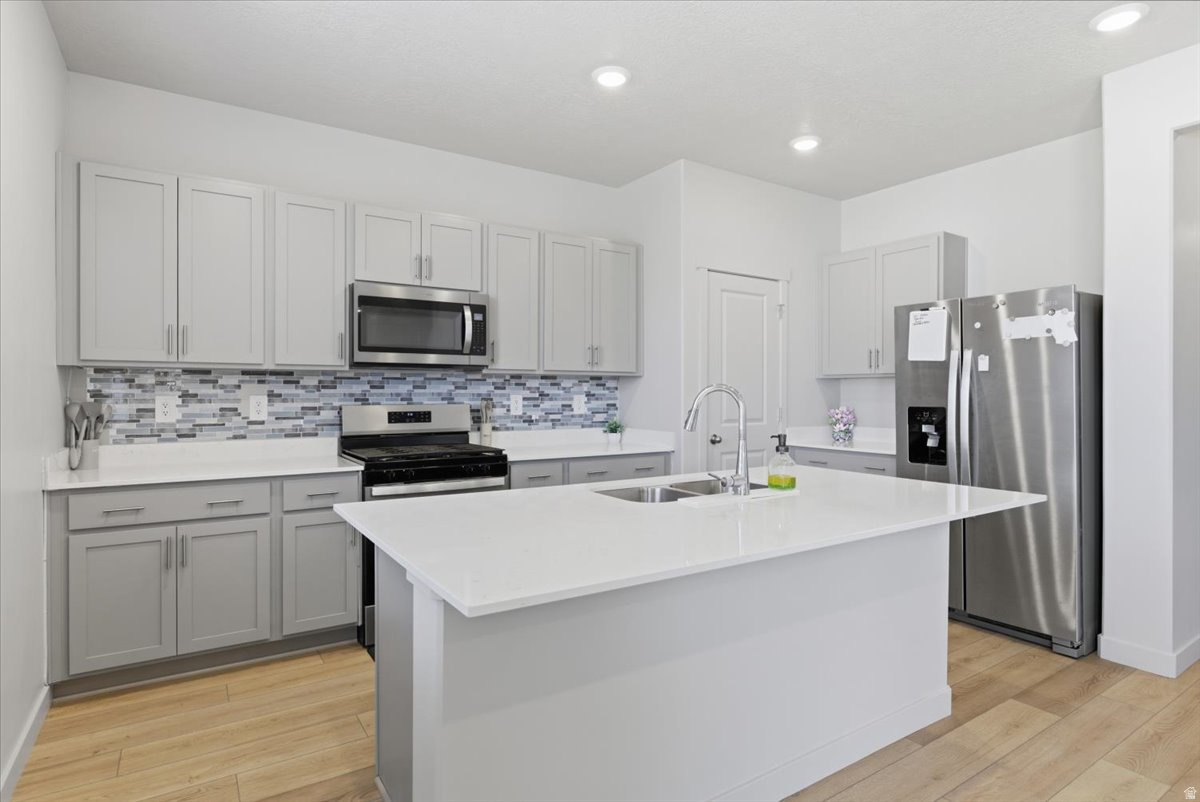 VISTA MEADOWS - Residential