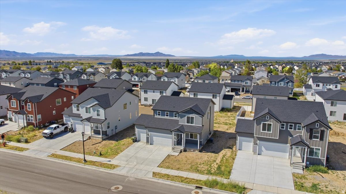 VISTA MEADOWS - Residential
