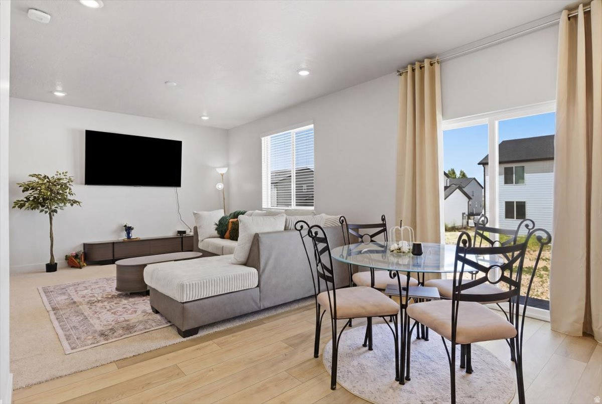 VISTA MEADOWS - Residential
