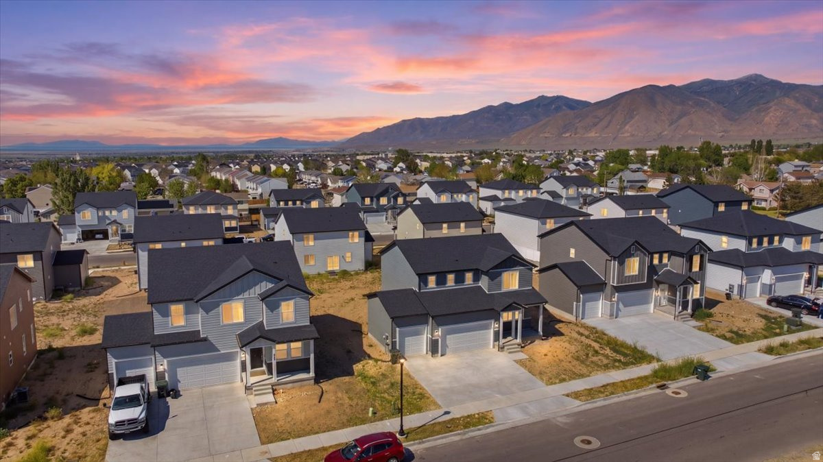 VISTA MEADOWS - Residential