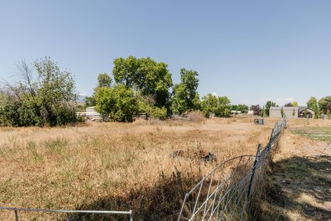 Tiny photo for 225 W 8800 S, Paradise, UT 84328 (MLS # 2173401)