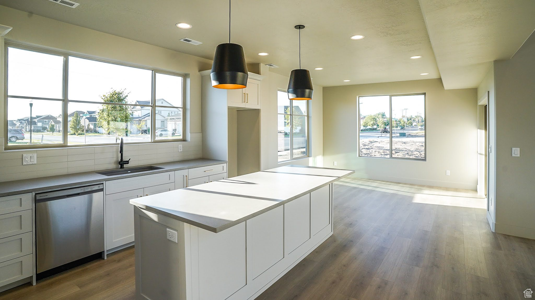 ANTELOPES EDGE - Residential