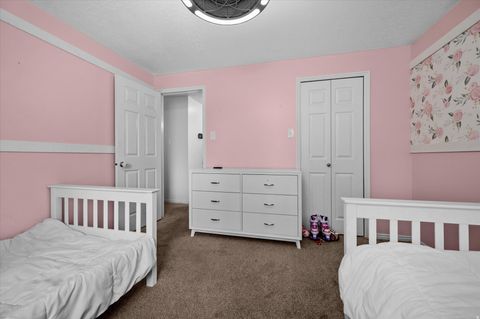 Tiny photo for 5530 S 100 W, Washington Terrace, UT 84405 (MLS # 2144730)