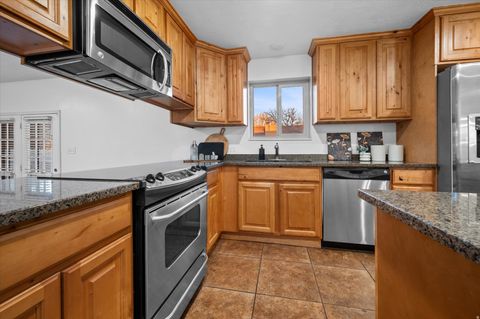 Tiny photo for 5530 S 100 W, Washington Terrace, UT 84405 (MLS # 2144730)