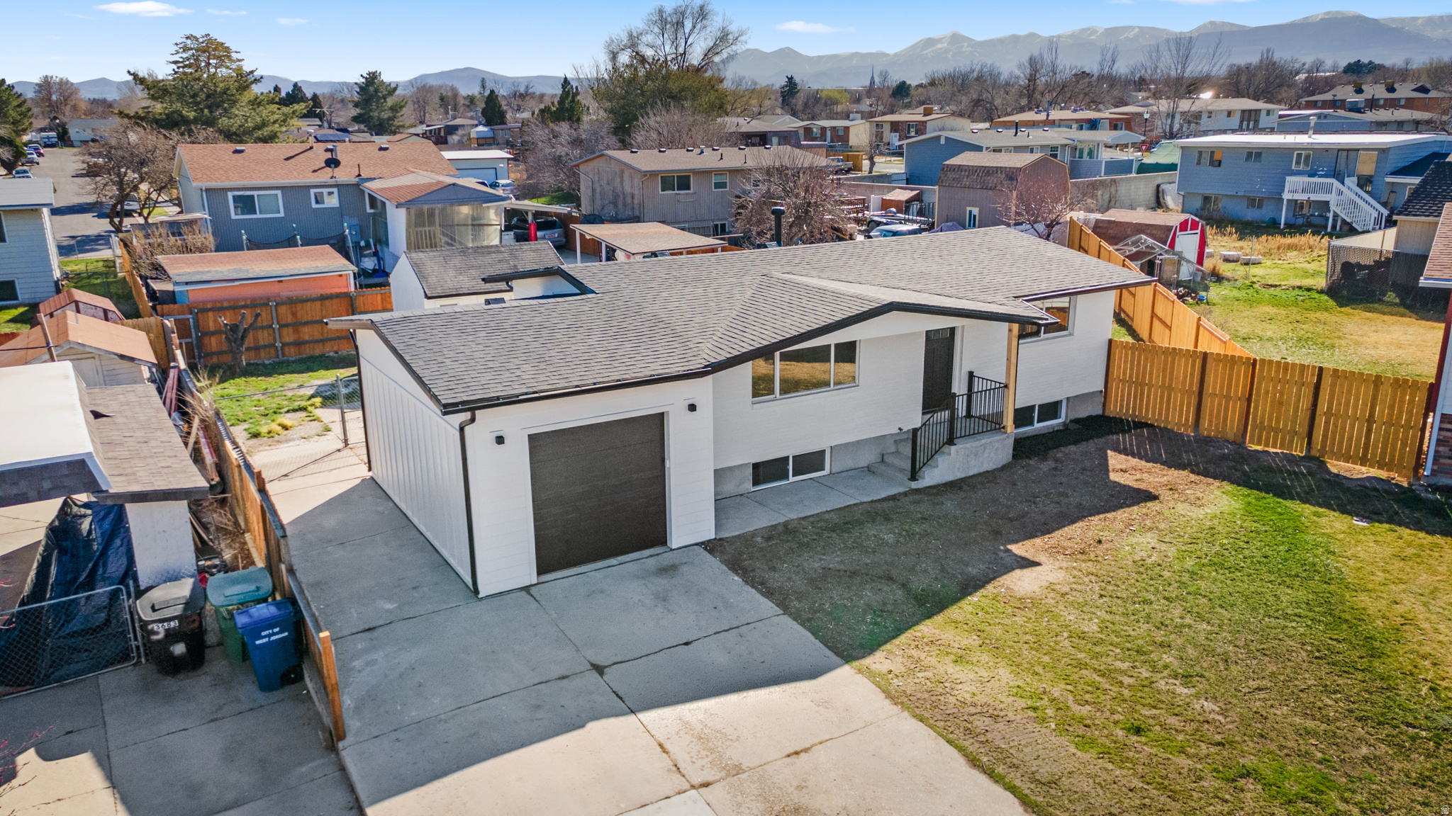 WESTERN - Residential