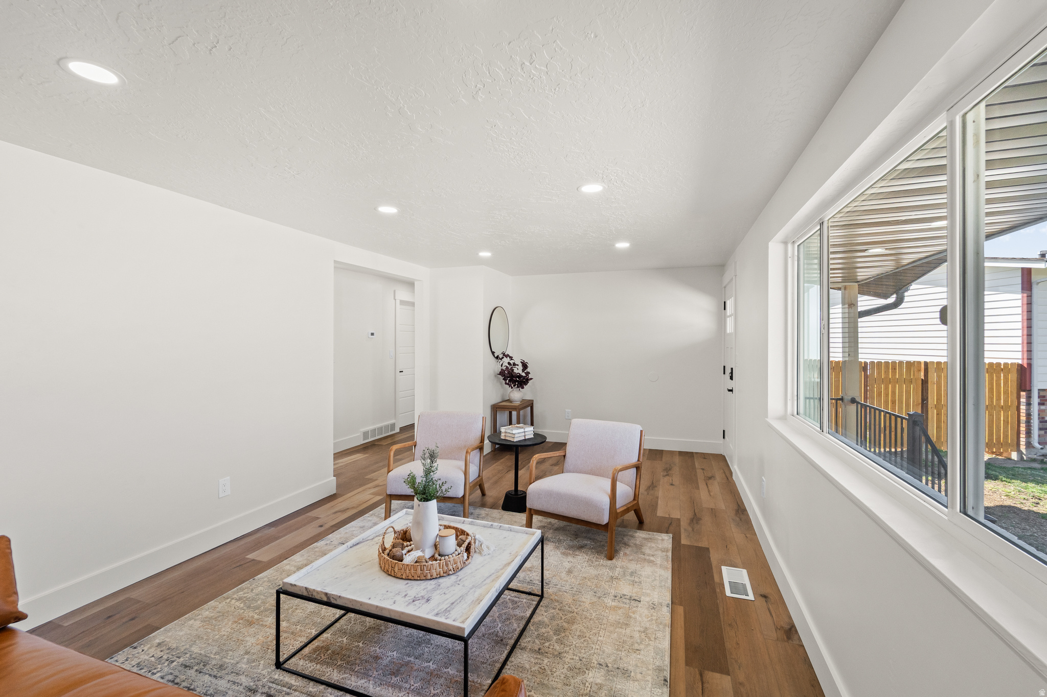 WESTERN - Residential