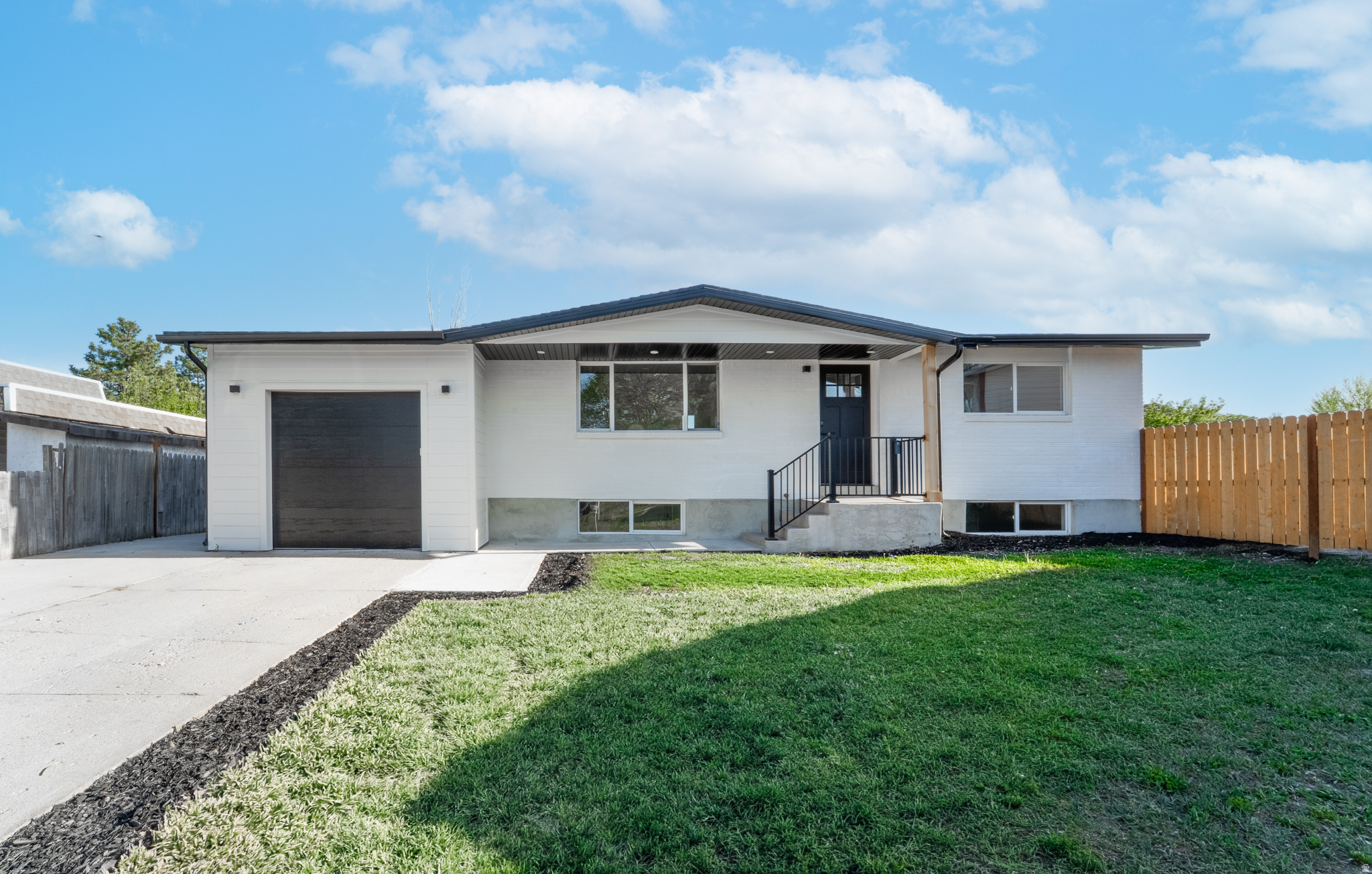 WESTERN - Residential