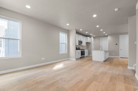 Tiny photo for 11178 S FORDMAN WAY, South Jordan, UT 84009 (MLS # 2140562)