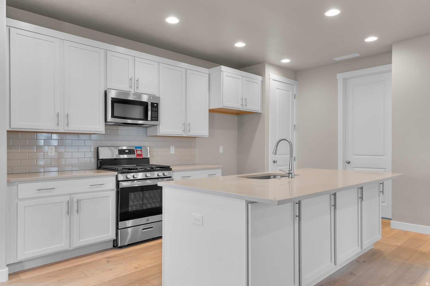 DAYBREAK CASCADES 401 - Residential