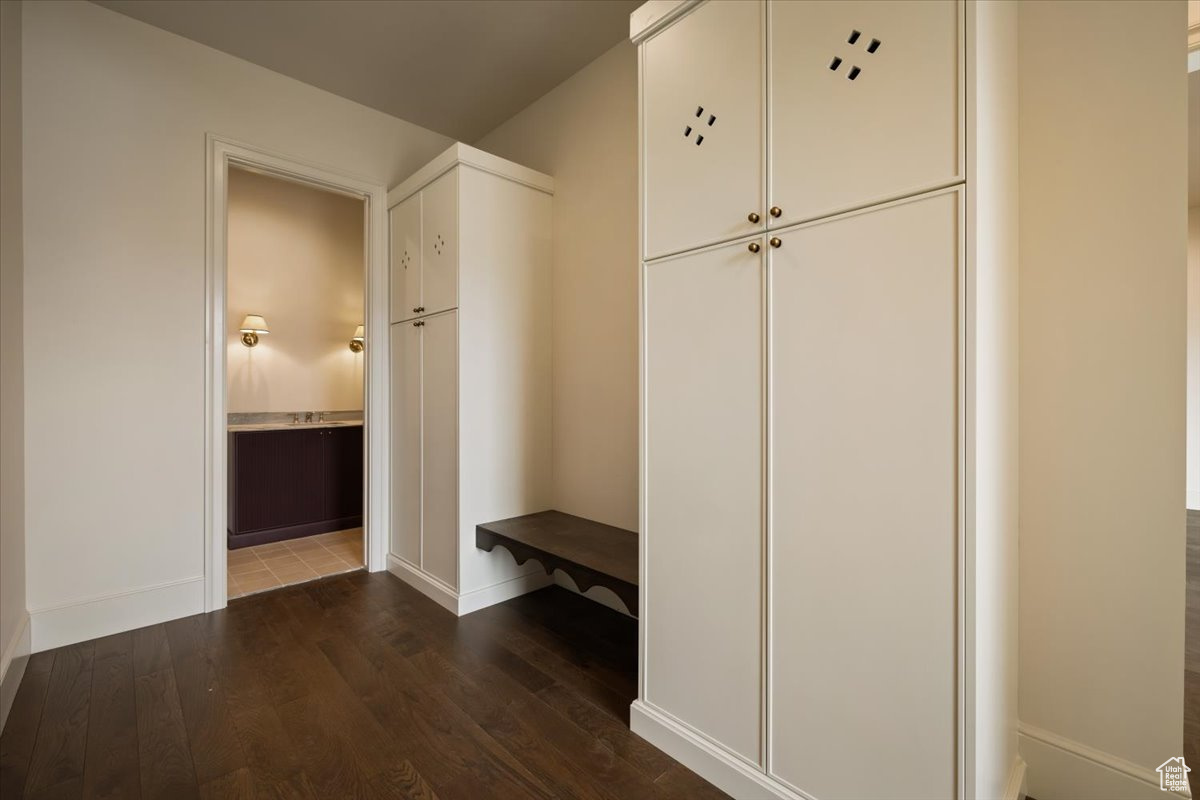 MAPLE LEAF COVE LOT 31 - Residential