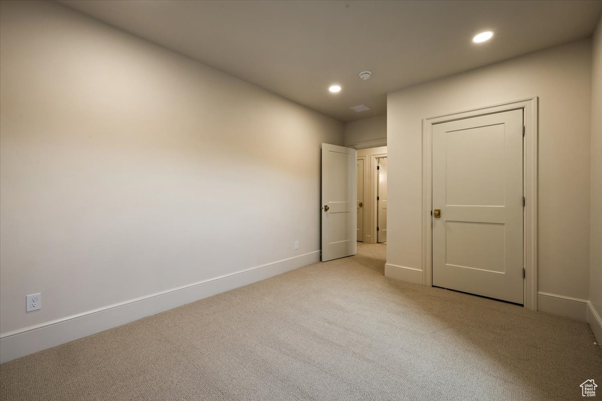 MAPLE LEAF COVE LOT 31 - Residential